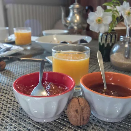 - La Barguere Bed & Breakfast