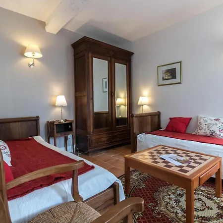 - La Barguere Bed & Breakfast Saint-Sulpice-sur-Leze